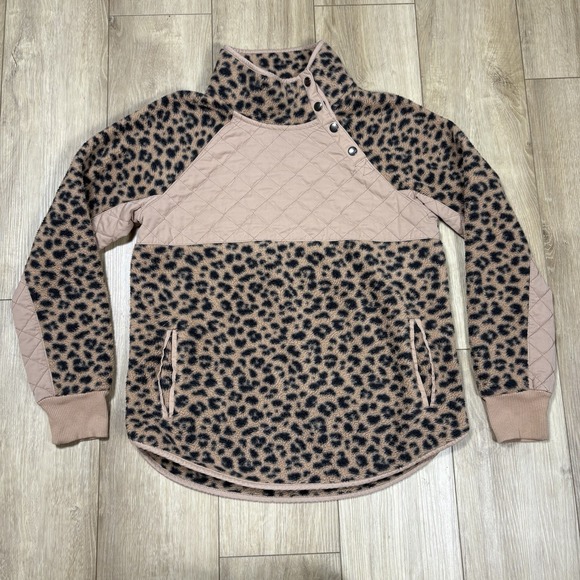 Abercrombie & Fitch Jackets & Blazers - Abercrombie & Fitch Women's Asymmetrical Snap Fleece-LEOPARD PRINT Medium M